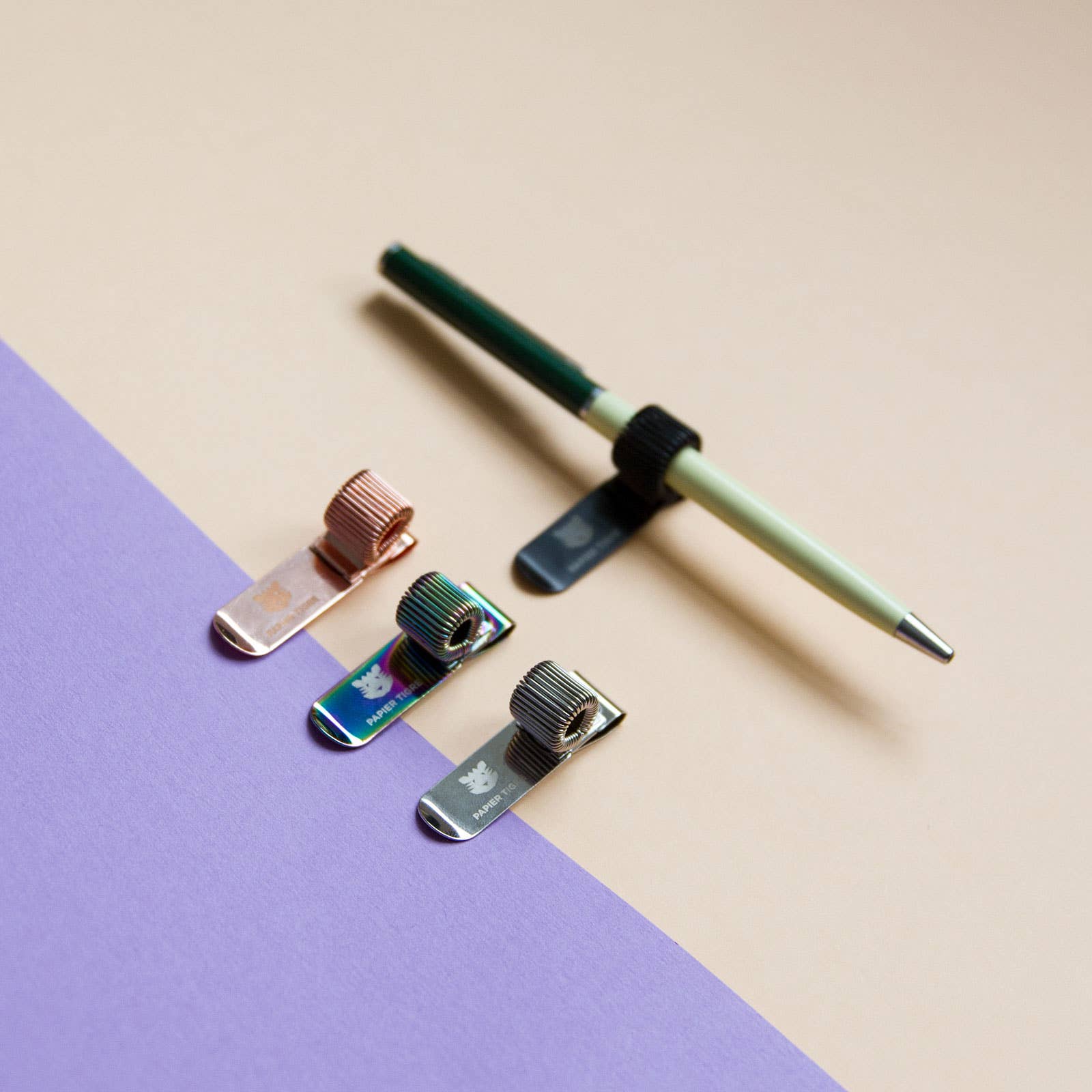 CLIP PEN HOLDER // BLACK