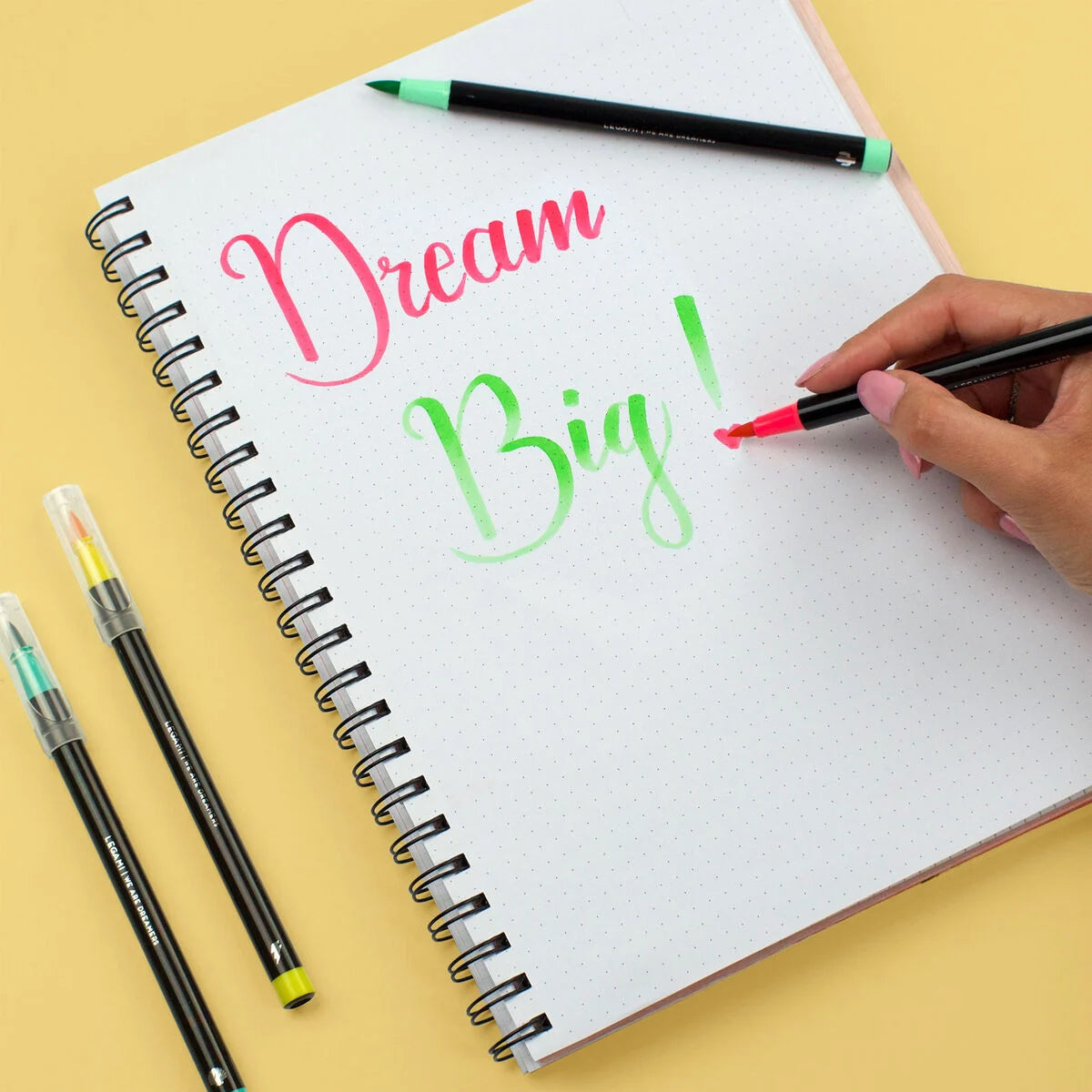 LEGAMI BRUSH PEN SET OF 12 // BRIGHT