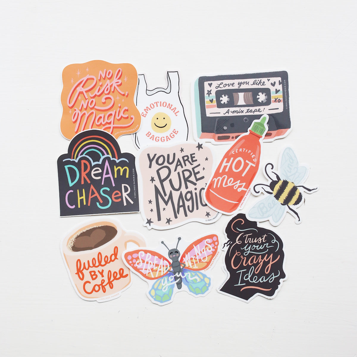 VINYL STICKER // BEE KIND