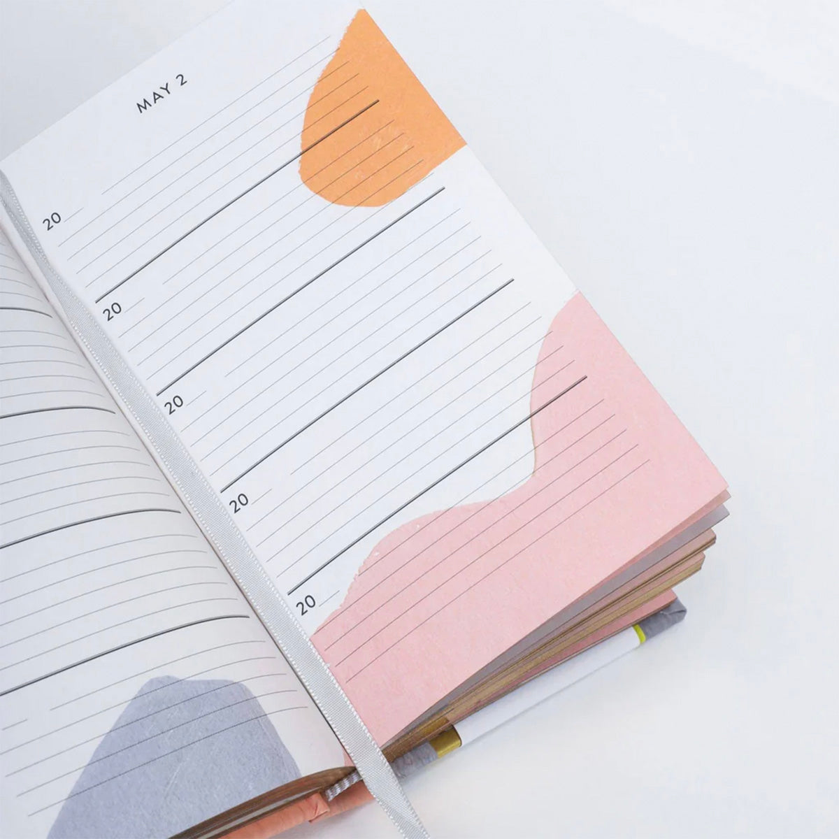 JOURNAL 'ONE LINE A DAY' // ABSTRACT