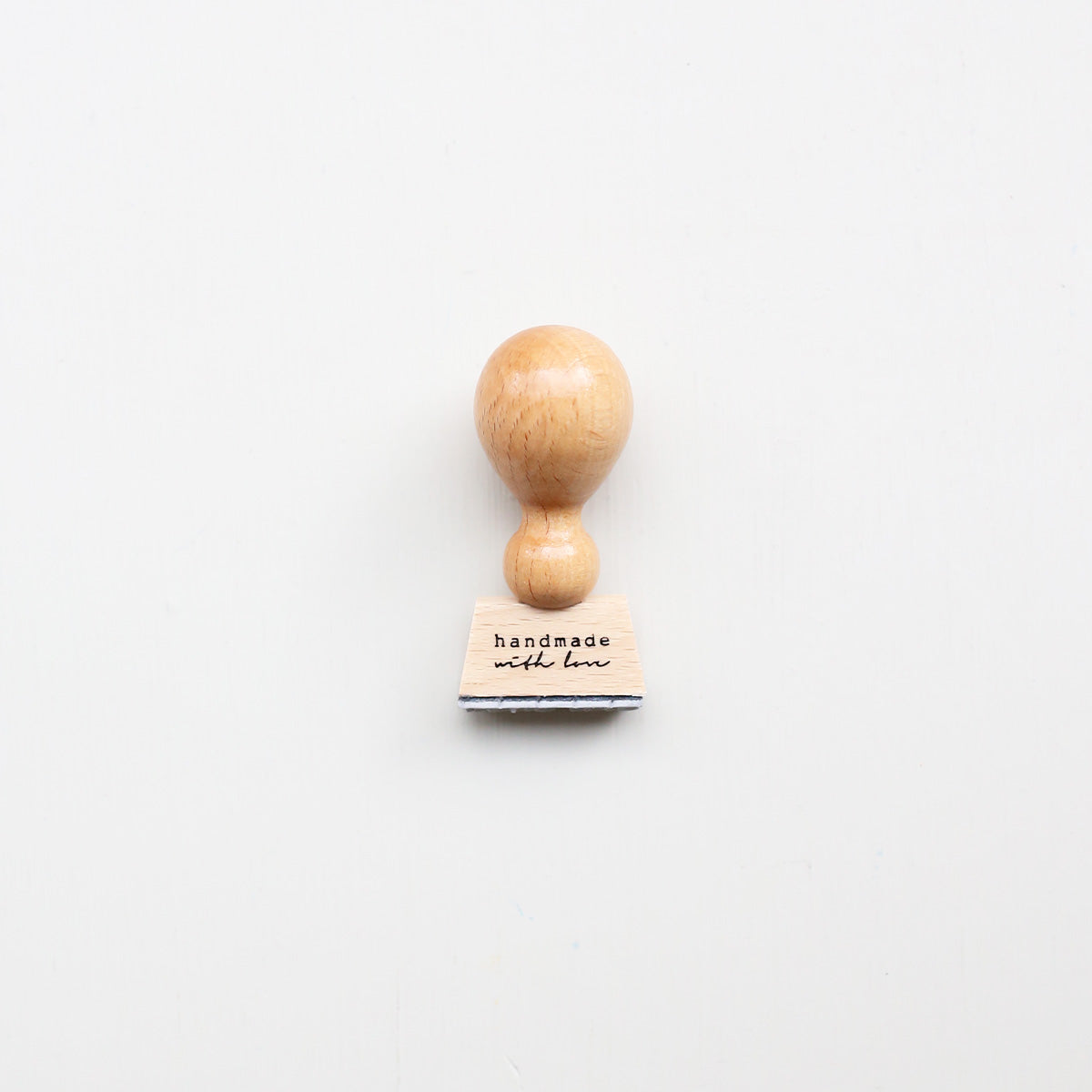STAMP // HANDMADE WITH LOVE