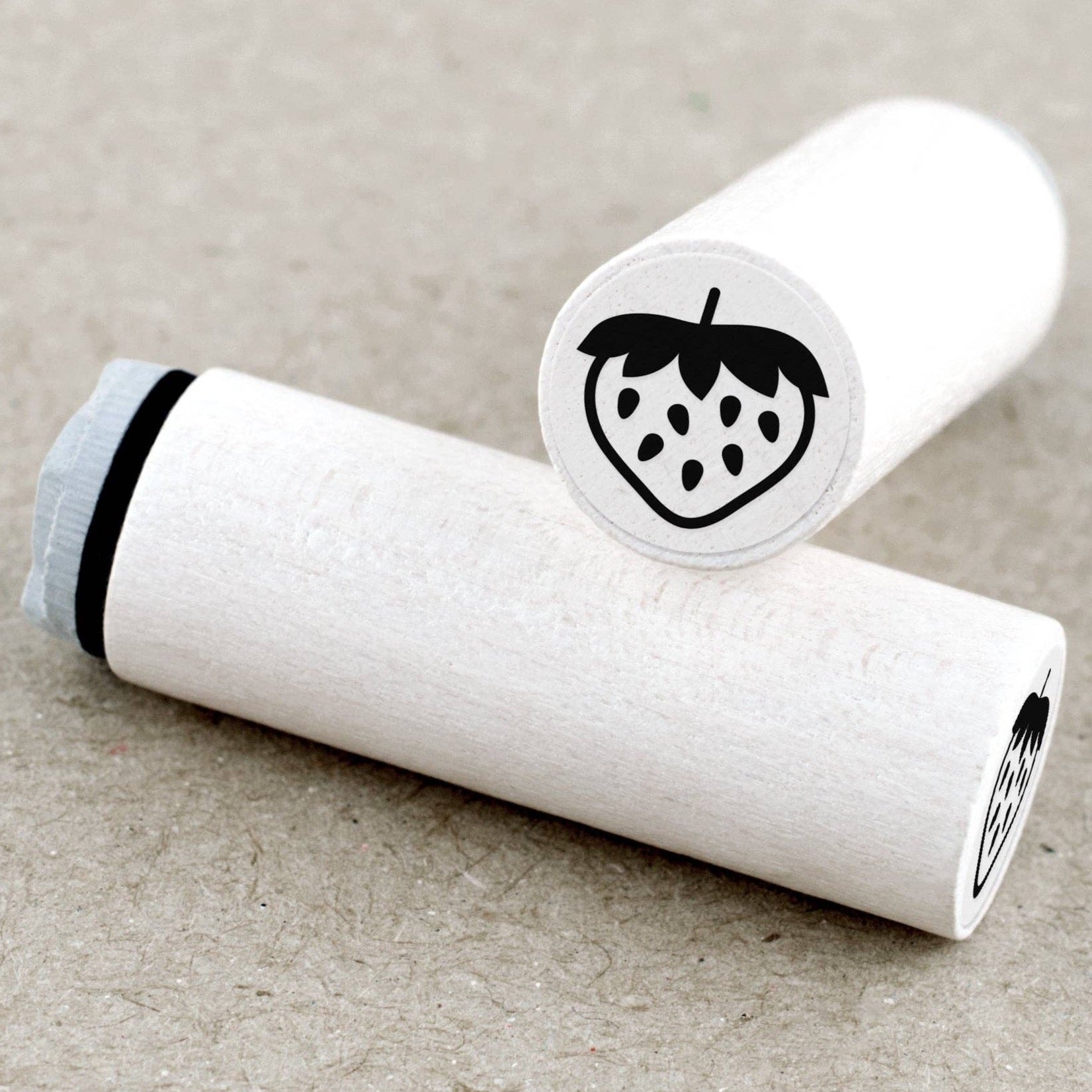 MINI RUBBER STAMP // STRAWBERRY