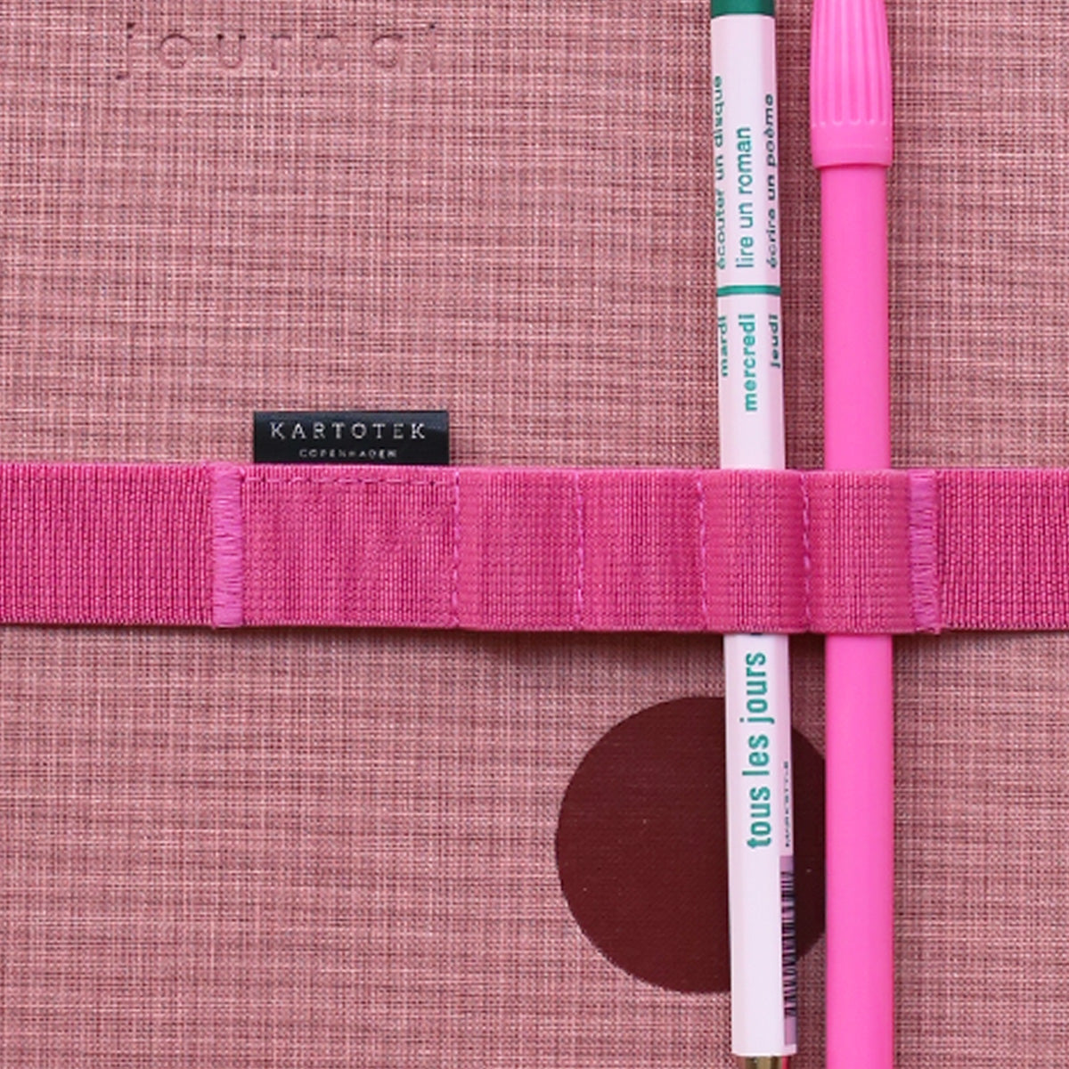 NOTEBOOK PEN STRAP A5 // RUBY