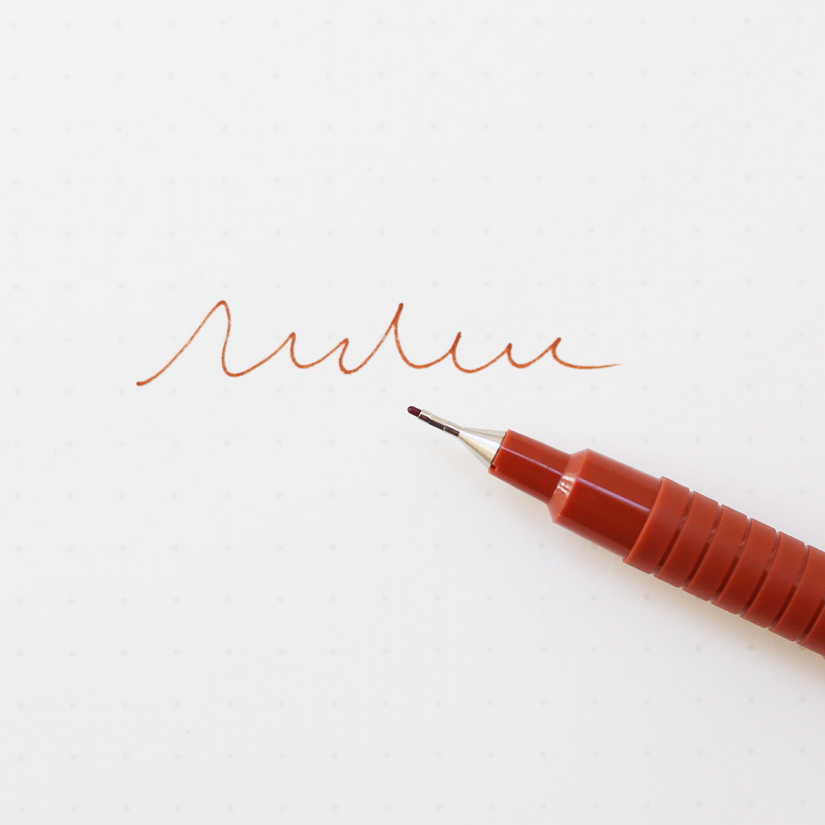 ARTLINE FINELINER 0.4 MM // BROWN