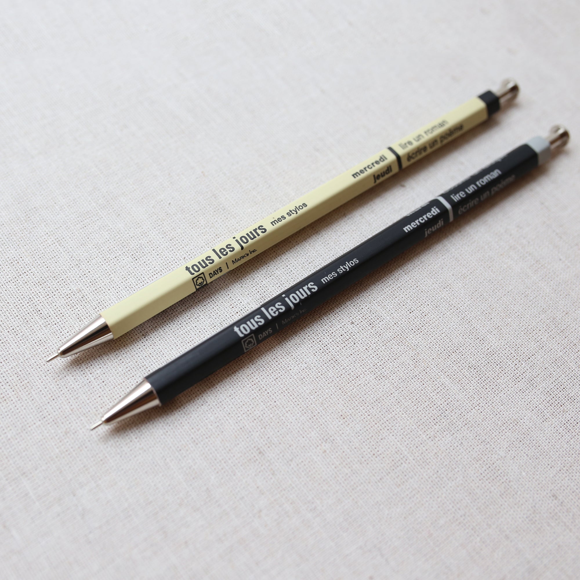 DAYS BALLPOINT PEN 0.5mm // BLACK