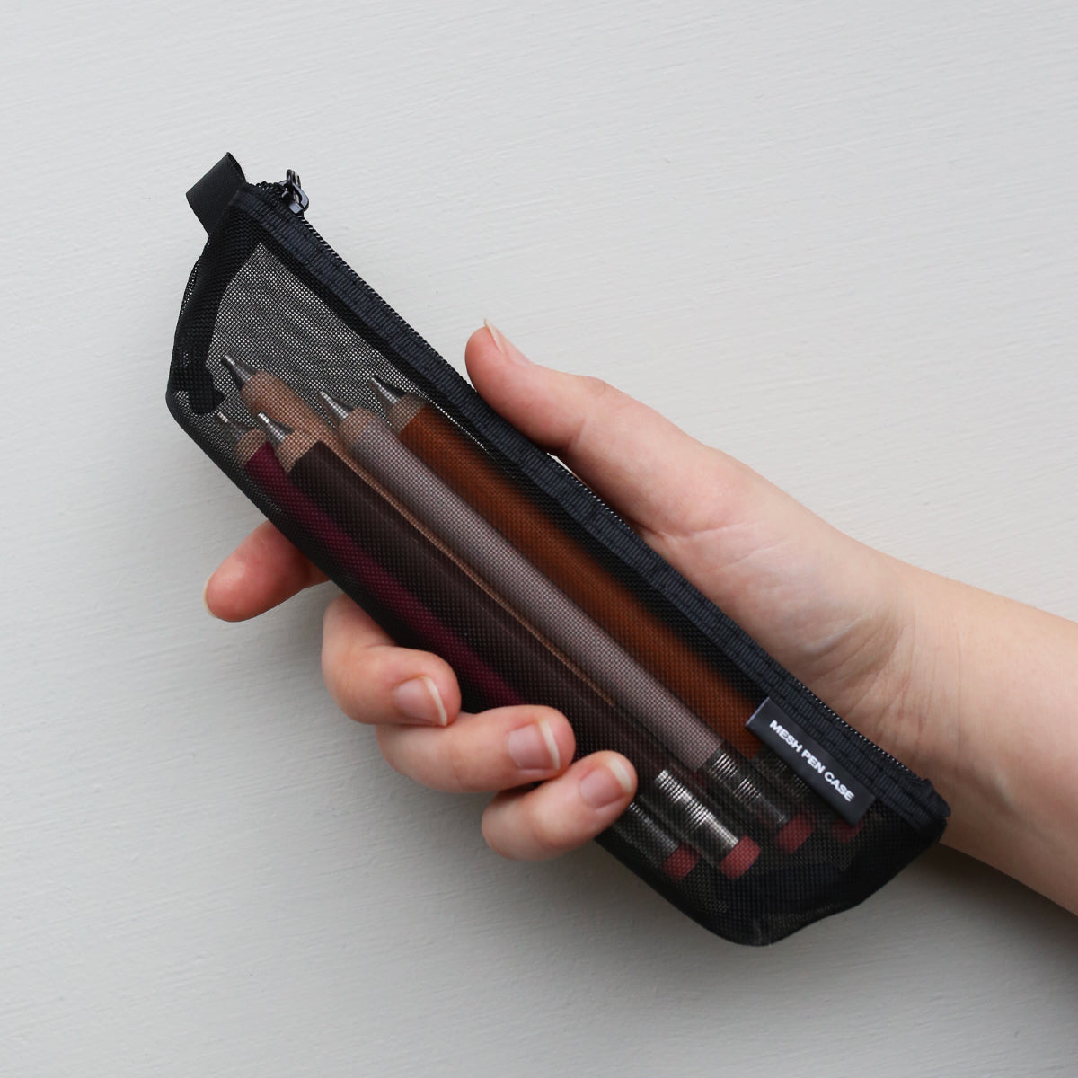 MESH MINI PEN POUCH // BLACK
