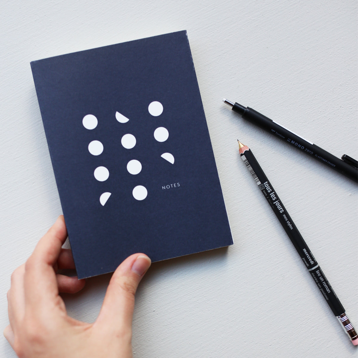 MONO ZERO VISKELÆDER PEN // SORT