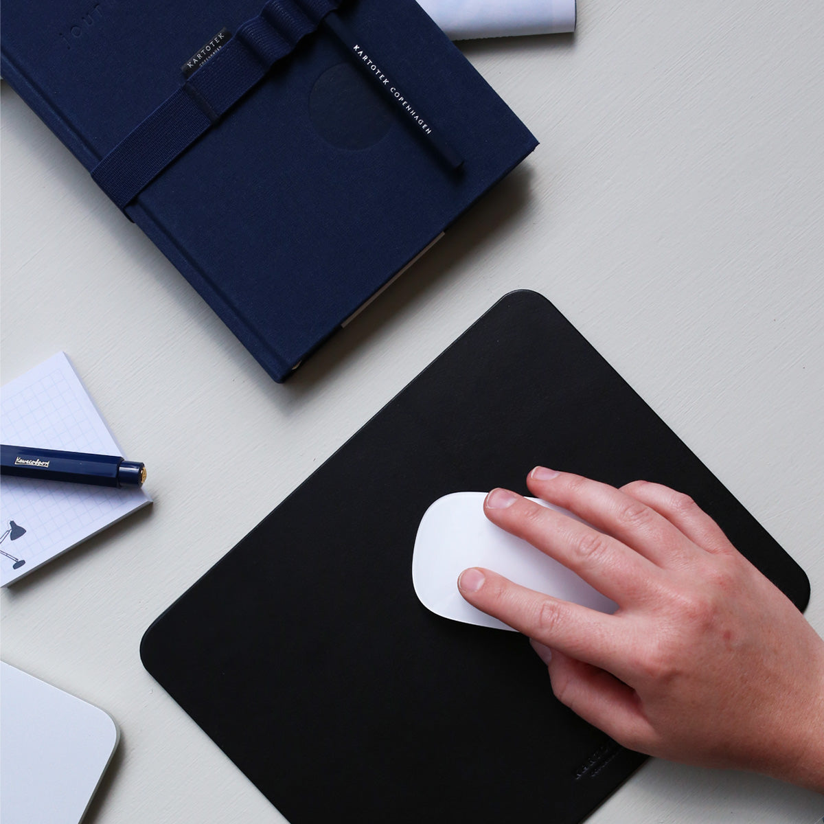 LEATHER MOUSE PAD // BLACK
