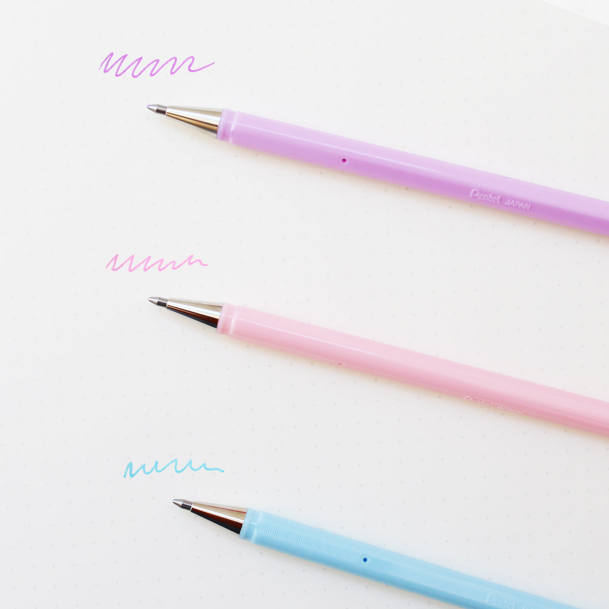 HYBRID MILKY GEL PEN // PASTEL BLUE