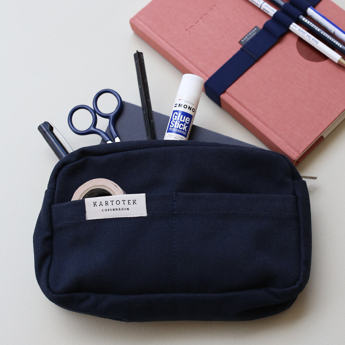 UTILITY BAG // NAVY