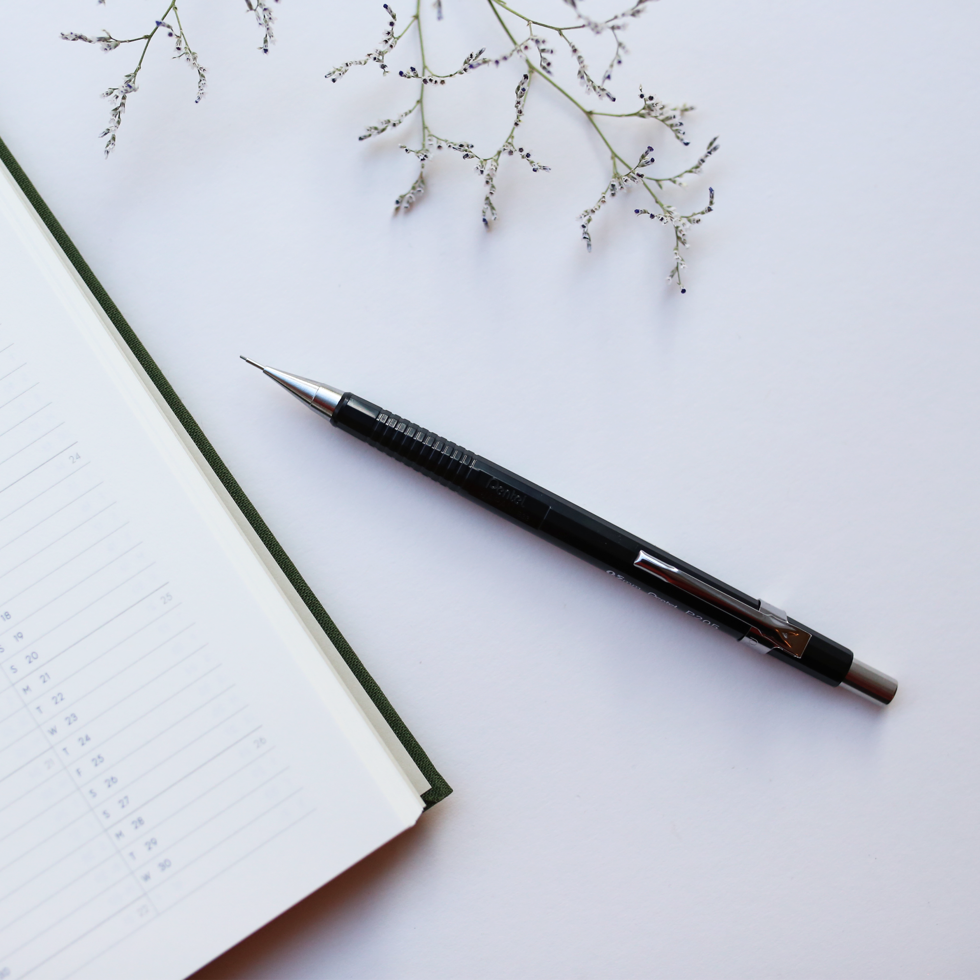 PENTEL MECHANICAL PENCIL 0.5 MM // BLACK