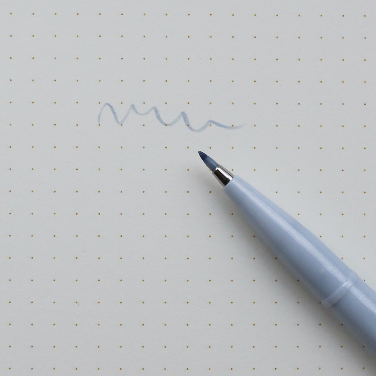 SIGN PEN BRUSH // LIGHT GREY