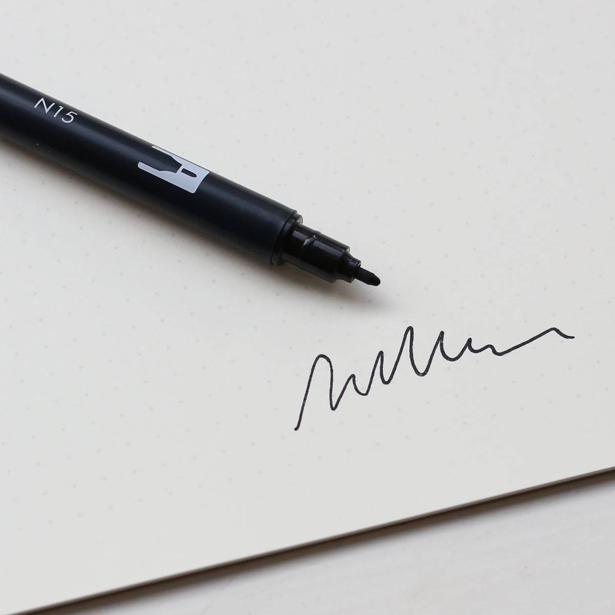 ABT DUAL BRUSH PEN // BLACK