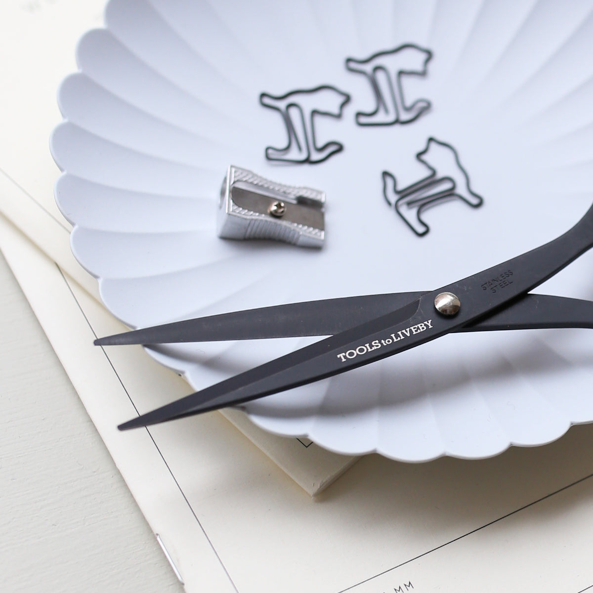 SCISSORS 6.5 // BLACK