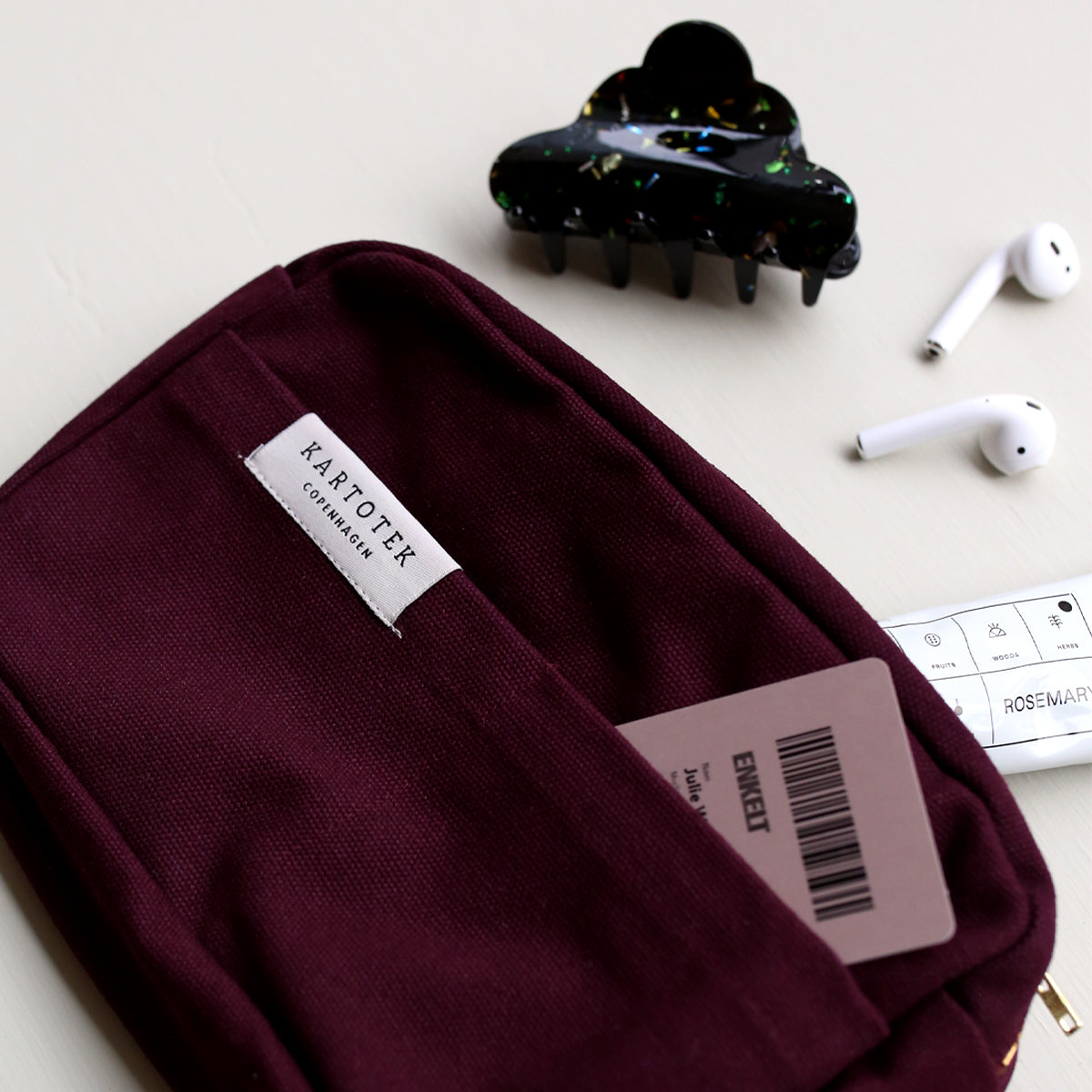 UTILITY BAG // BORDEAUX