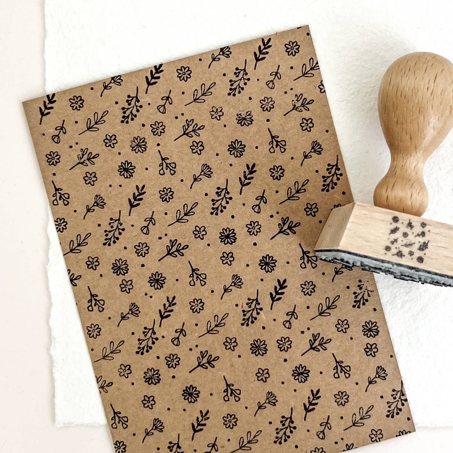 RUBBER STAMP // LITTLE FLOWERS