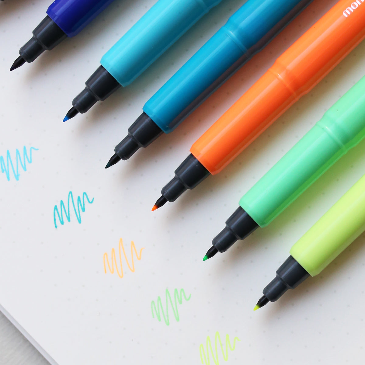 PLUS PEN-S // NEON YELLOW