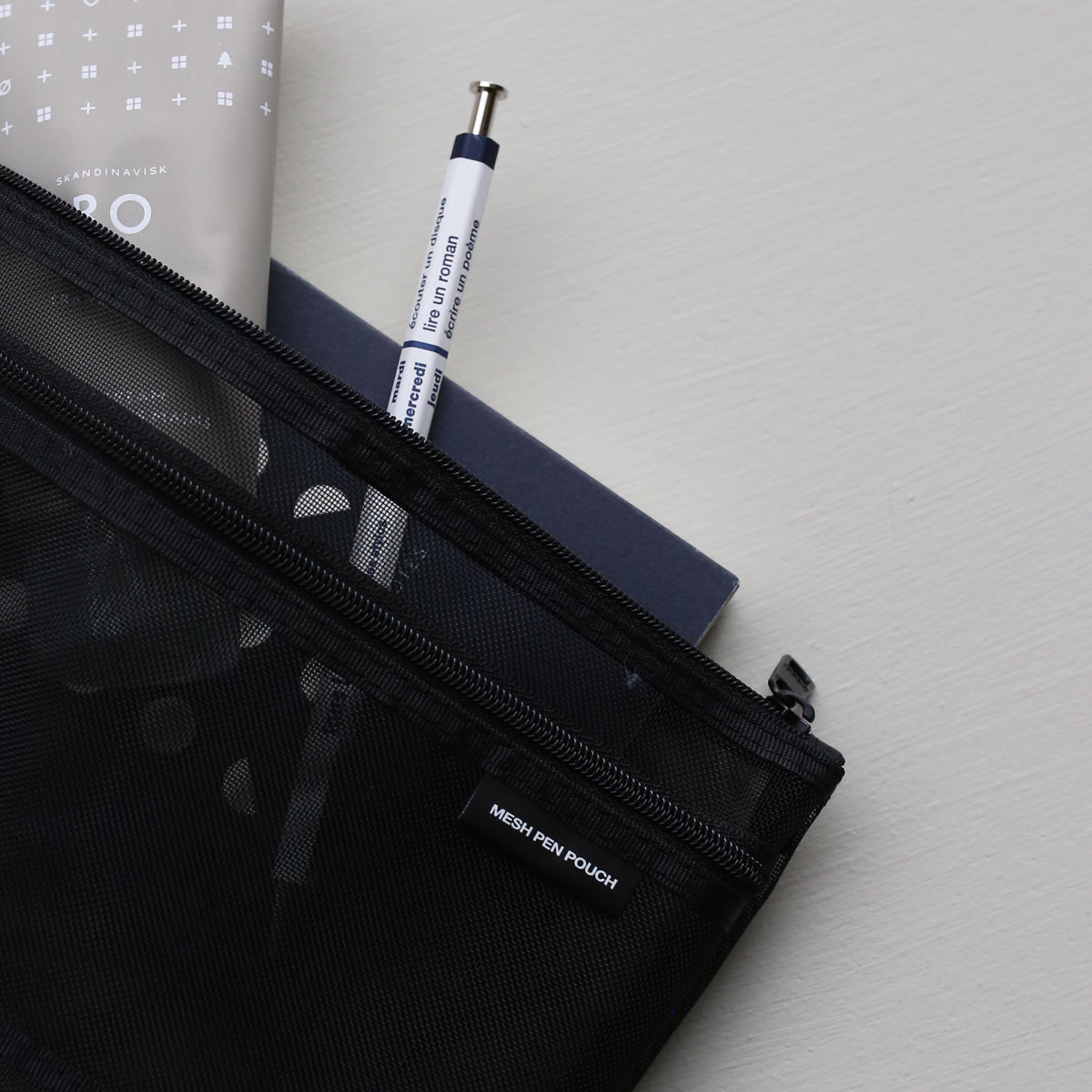 MESH PEN POUCH // BLACK