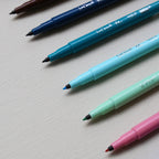 LE PEN FLEX FINELINER // ORIENTALBLÅ