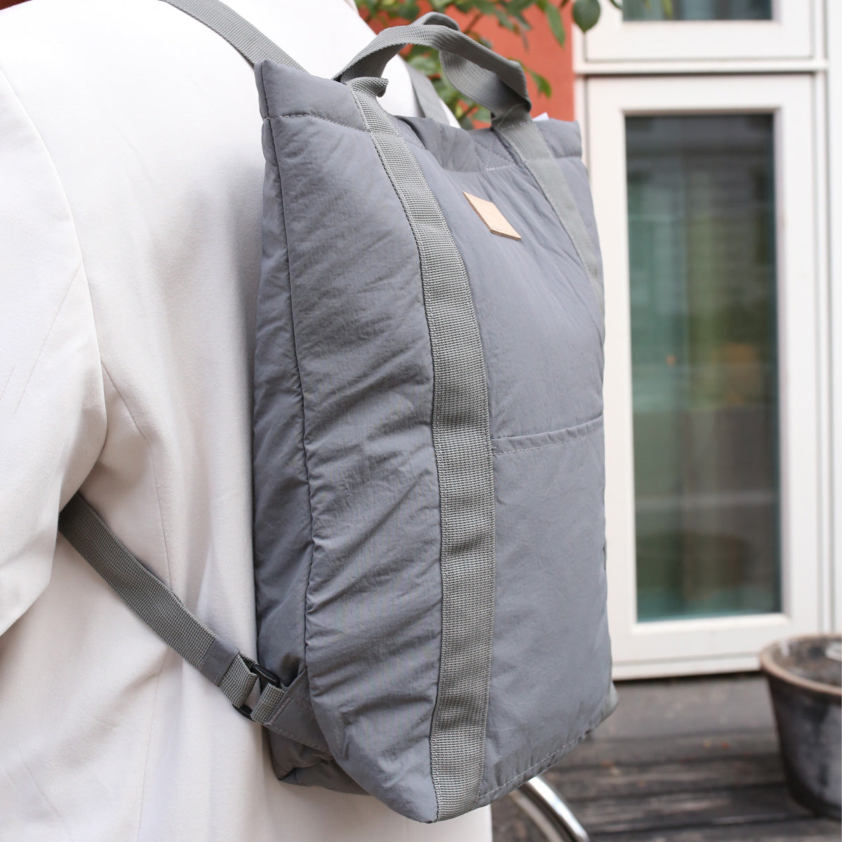 BACKPACK // GREY