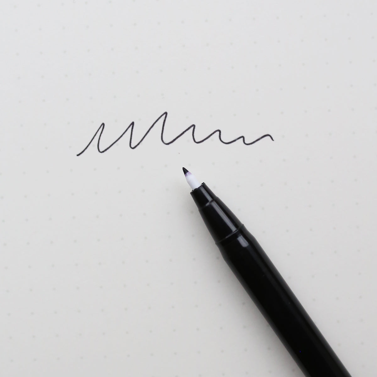 PLUS PEN 3000 // BLACK