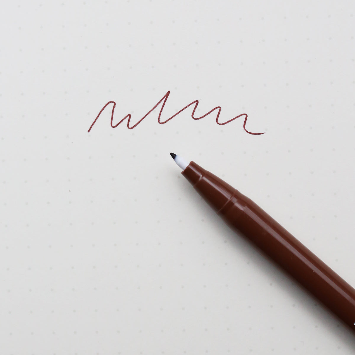 PLUS PEN 3000 // CHOCOLATE