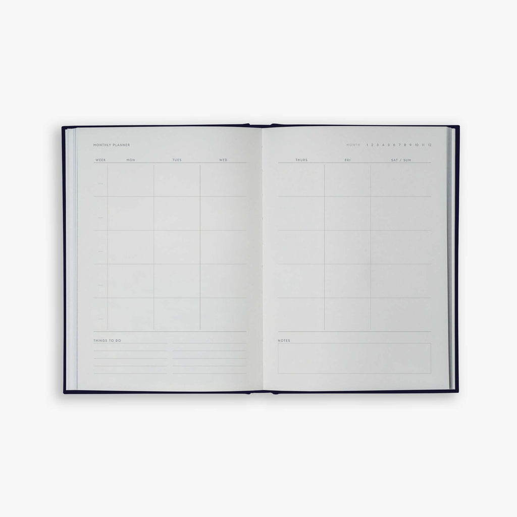 YEARLY PLANNER NOTEBOOK