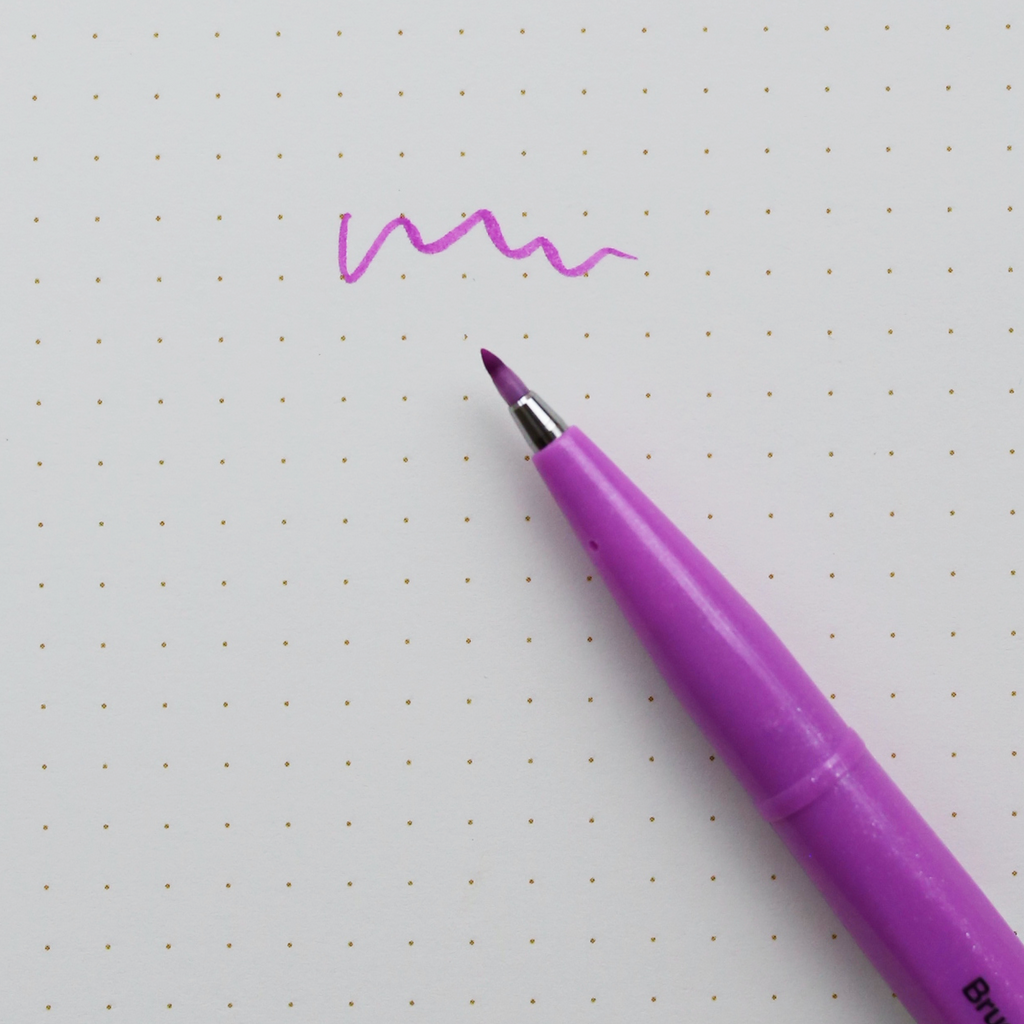 SIGN PEN BRUSH // PINK PURPLE