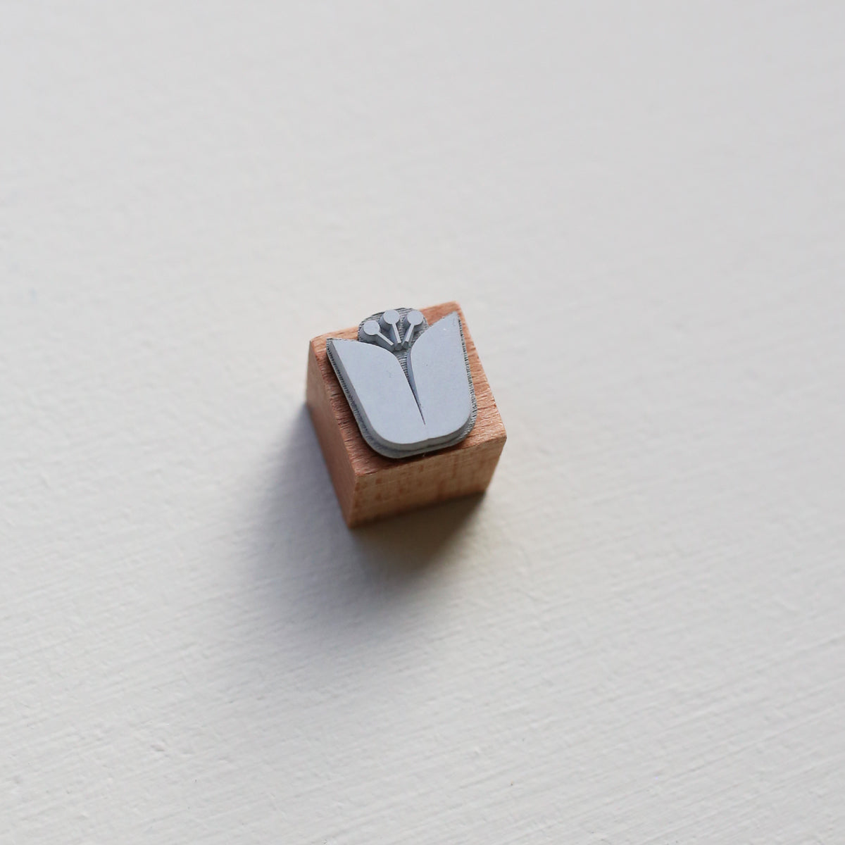 STEMPEL // BLOMST