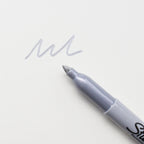 METALLIC PERMANENT MARKER PEN // SILVER